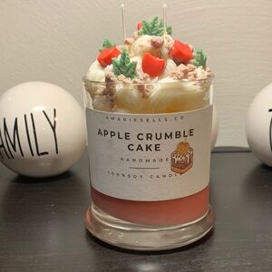 Apple Crumble Cake Candle - Red and Green